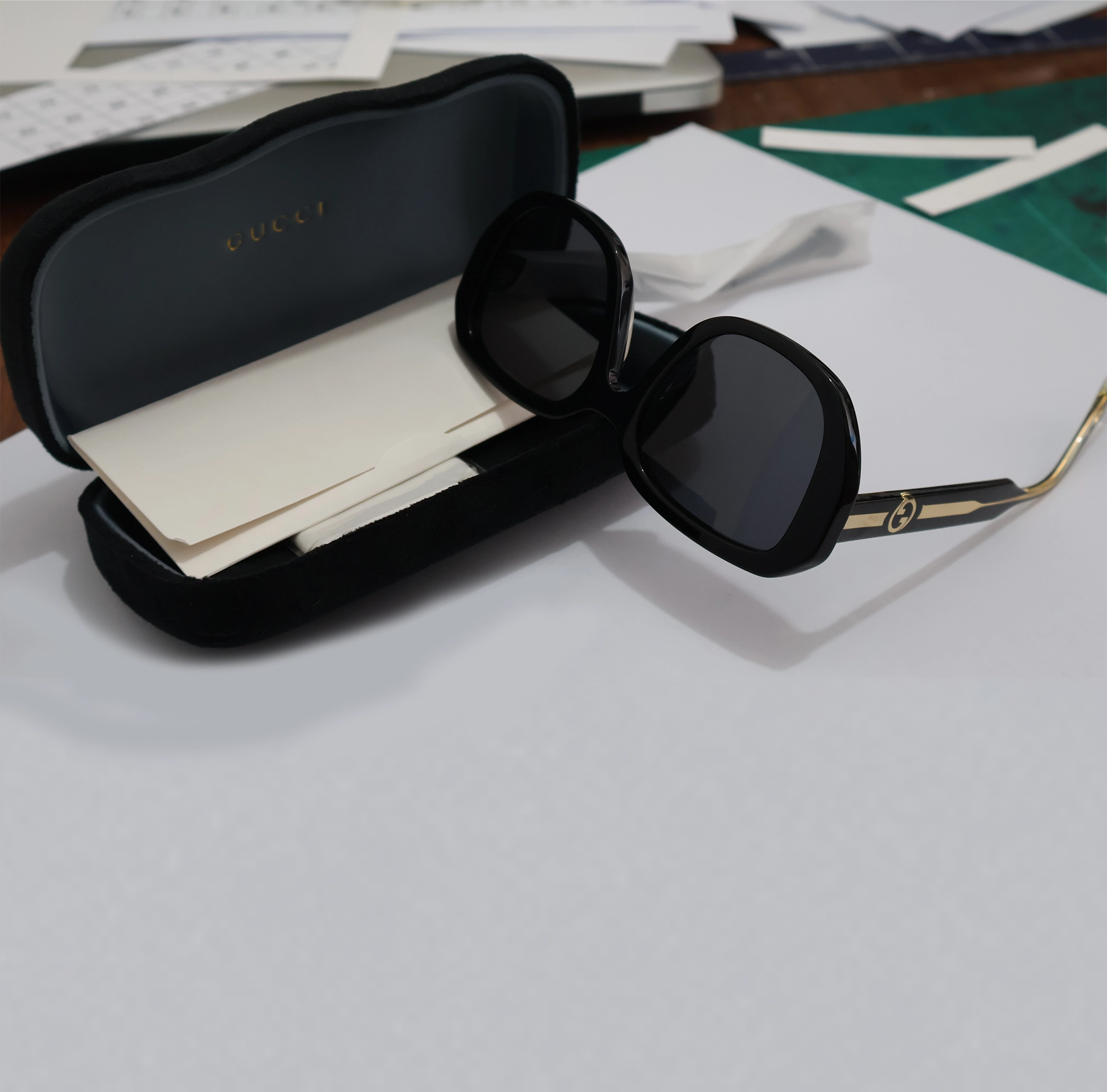 sunglass